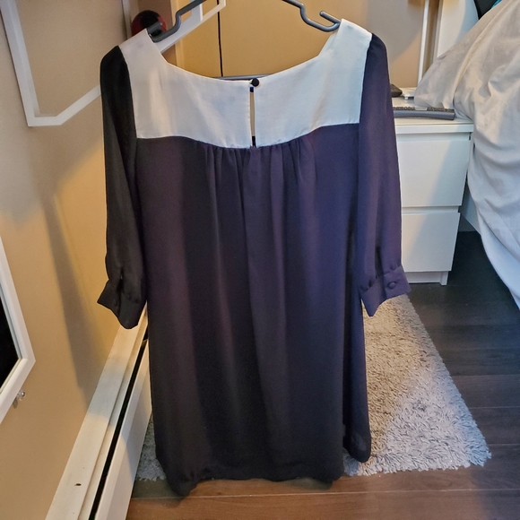 H&M Dress - Picture 2 of 3